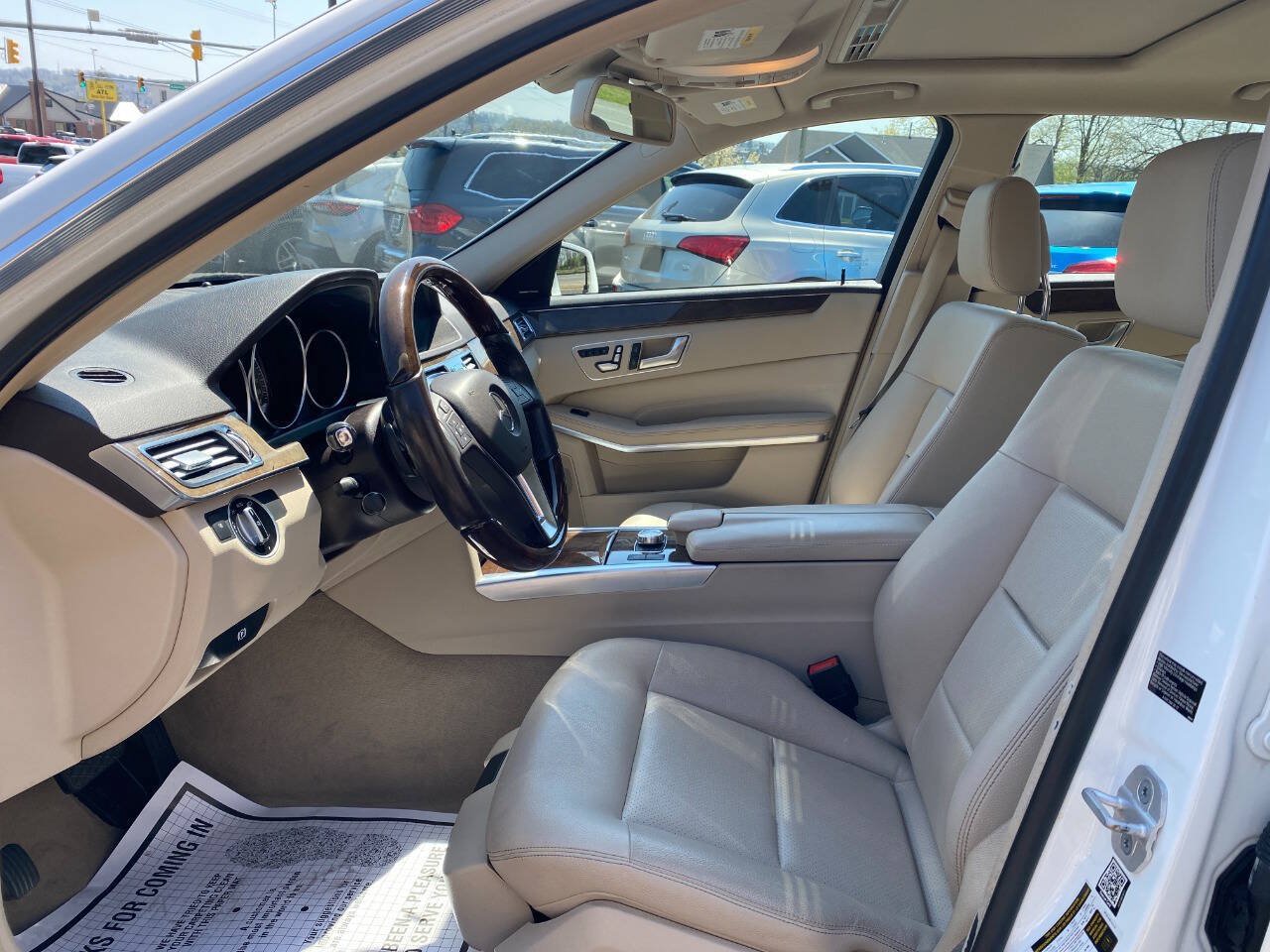 Used 2014 Mercedes-Benz E 350 4MATIC Sedan w/ Premium 1 Package image 9