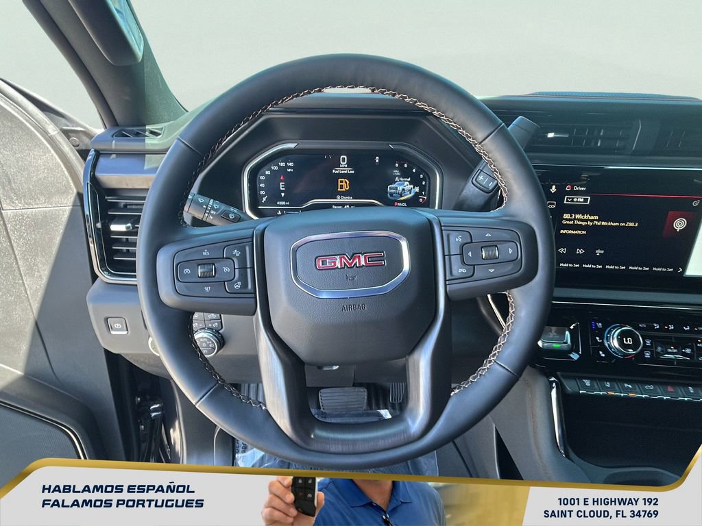 Used 2025 GMC Sierra 2500 AT4 w/ AT4 Premium Plus Package image 17