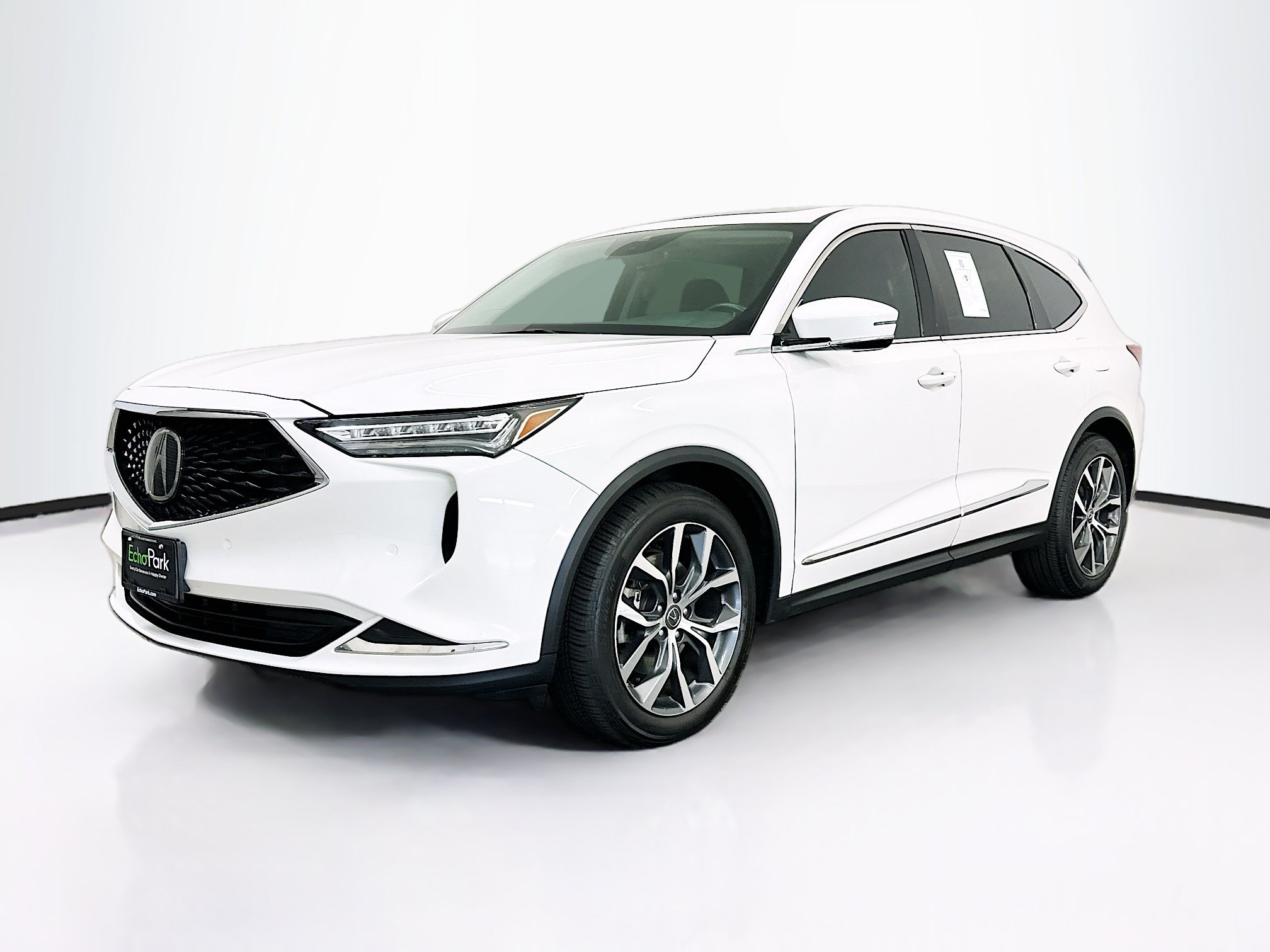 Used 2023 Acura MDX SH-AWD w/ Technology Package image 3