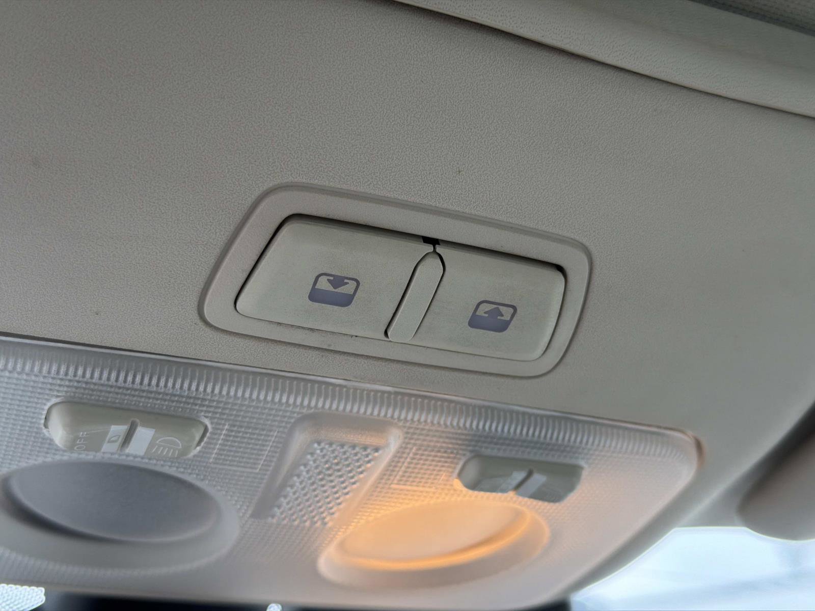 Used 2018 FIAT 500 Lounge FWD image 27