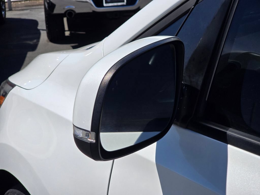 Used 2020 Kia Sedona EX FWD image 12