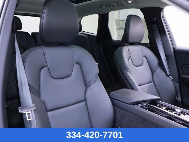 New 2025 Volvo XC60 T8 Core w/ Protection Package Premier image 18