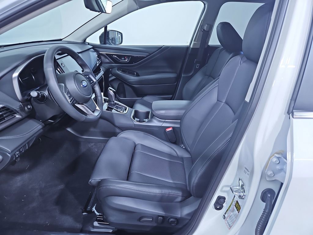 New 2025 Subaru Outback Limited image 9