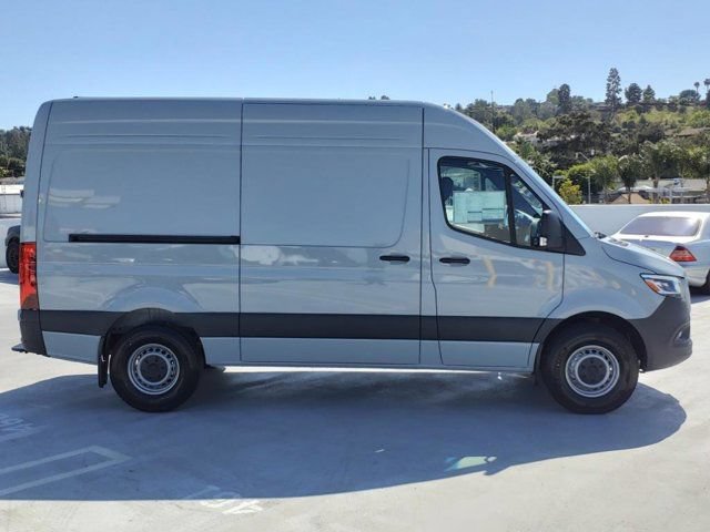 New 2024 Mercedes-Benz Sprinter 2500 image 4
