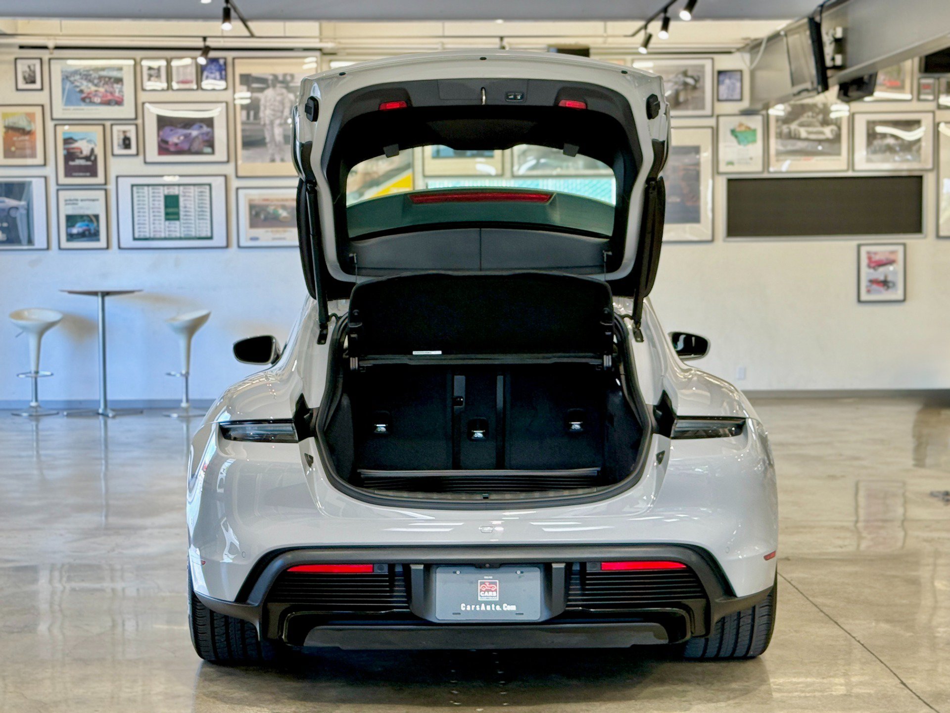 Used 2023 Porsche Taycan GTS AWD/4WD image 33