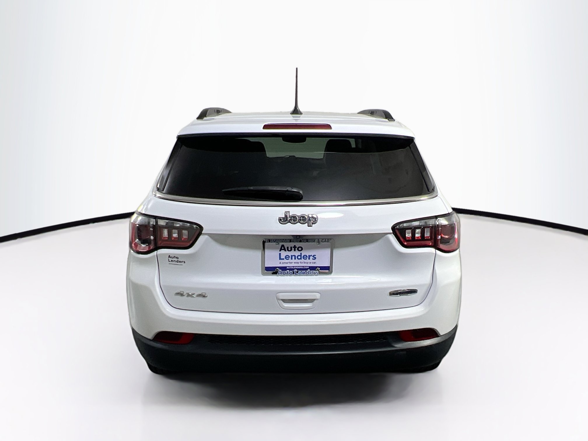 Used 2022 Jeep Compass Latitude w/ Sun and Sound Group AWD/4WD image 6