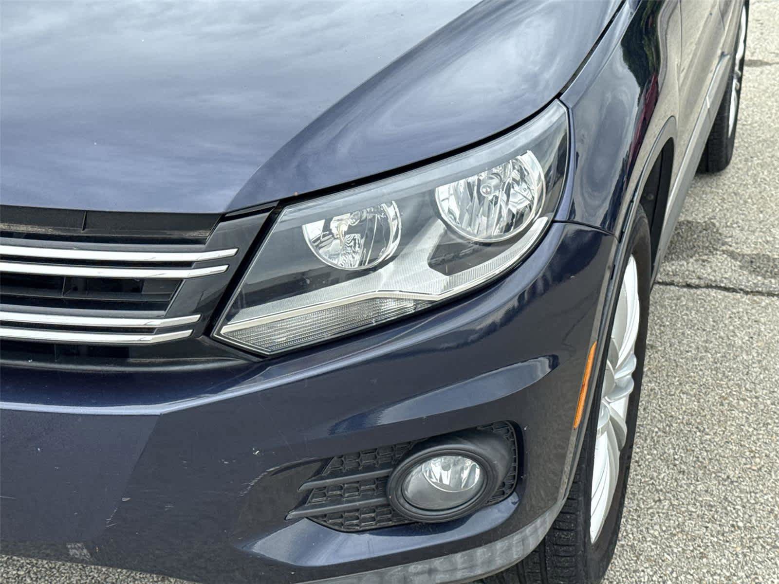 Used 2012 Volkswagen Tiguan SE AWD/4WD image 9