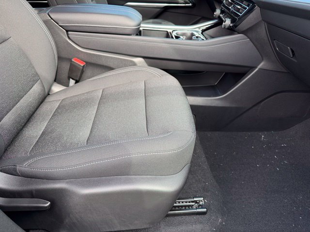 New 2027 Chevrolet Traverse LT w/ Driver Confidence Package FWD image 23