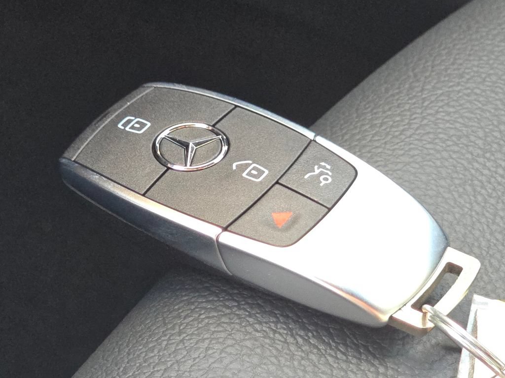 New 2026 Mercedes-Benz GLA 250 4MATIC image 36