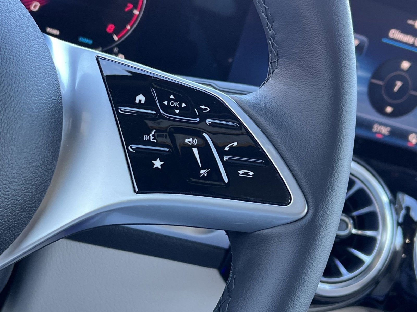 New 2026 Mercedes-Benz GLB 250 GLB 250 image 29