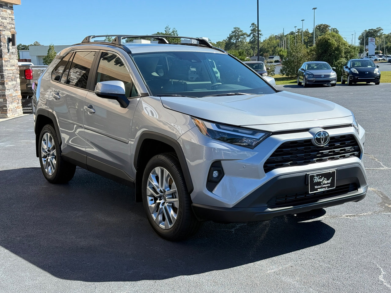Used 2025 Toyota RAV4 XLE Premium w/ Weather Package image 6