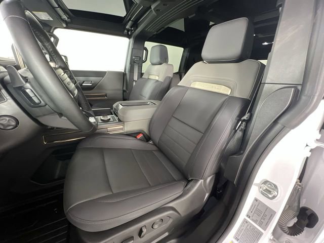 Used 2025 GMC Hummer EV 3X w/ LPO, Dark Essentials Package image 20