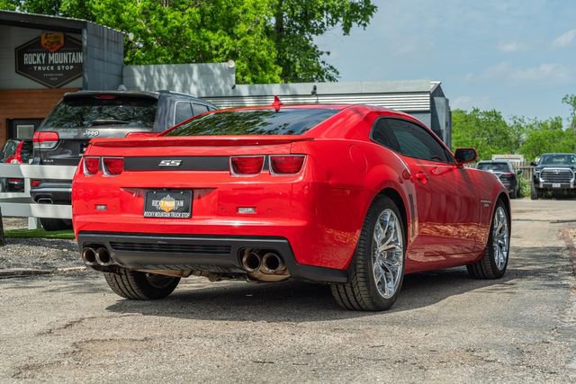 Used 2013 Chevrolet Camaro SS w/ RS Package RWD image 6