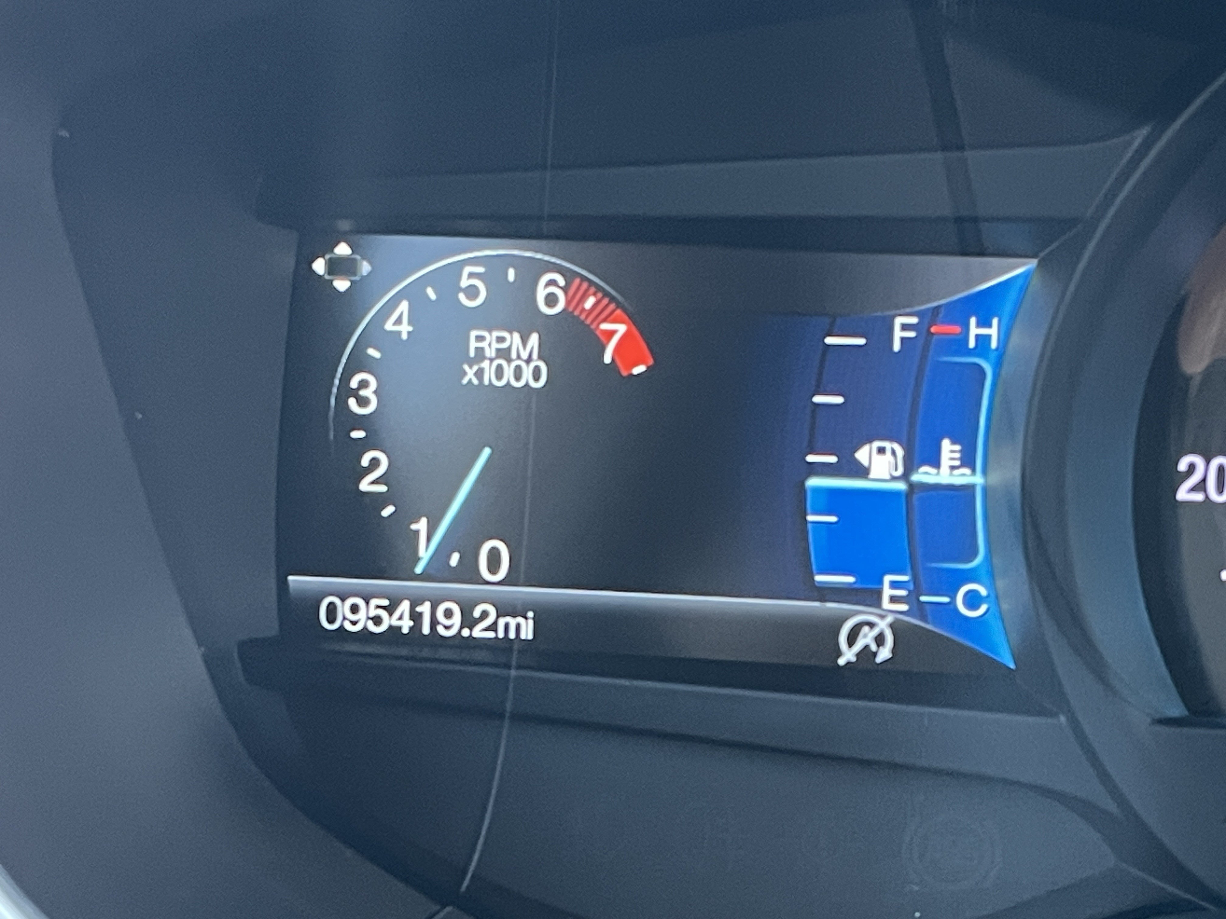 Used 2019 Ford Fusion SEL FWD image 12