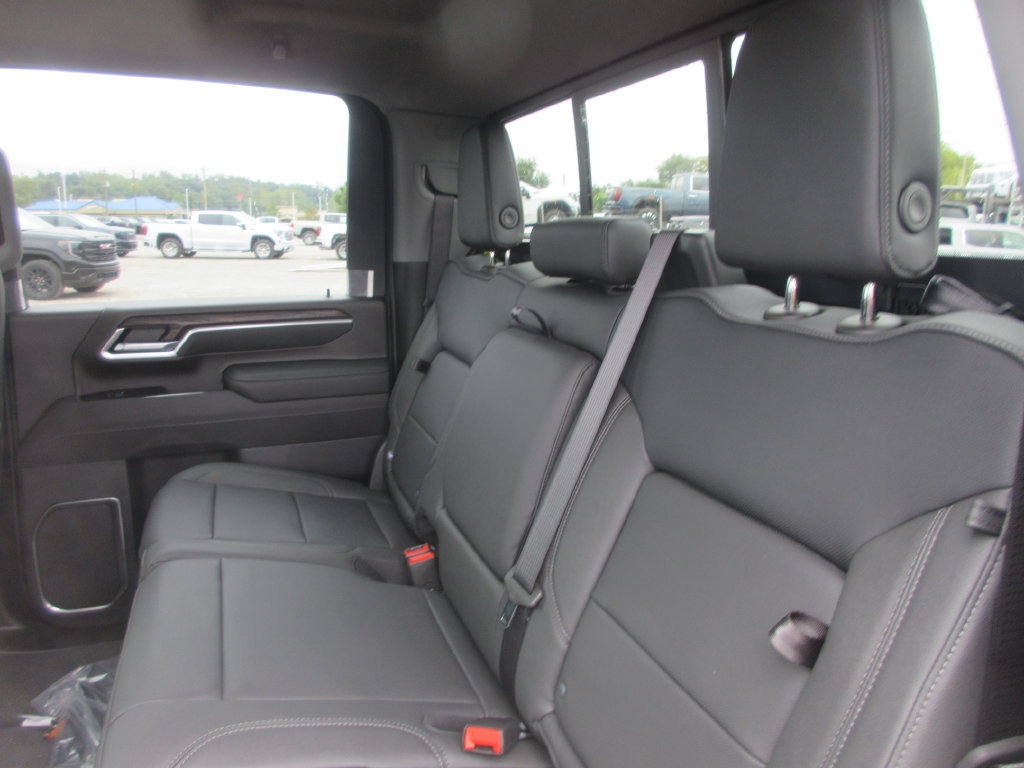 New 2026 GMC Sierra 3500 SLT w/ SLT Premium Package AWD/4WD image 14
