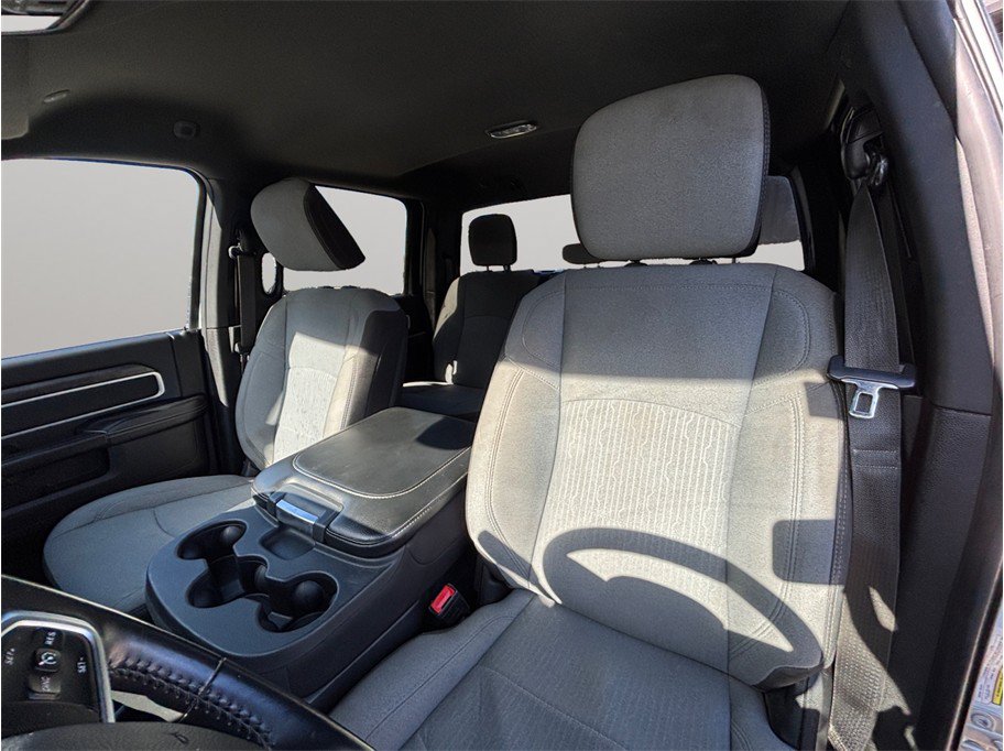Used 2024 RAM 2500 Big Horn AWD/4WD image 16