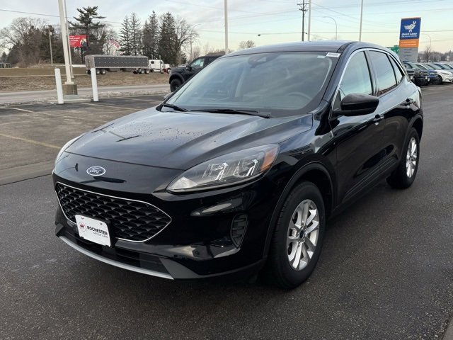 Used 2020 Ford Escape SE image 34