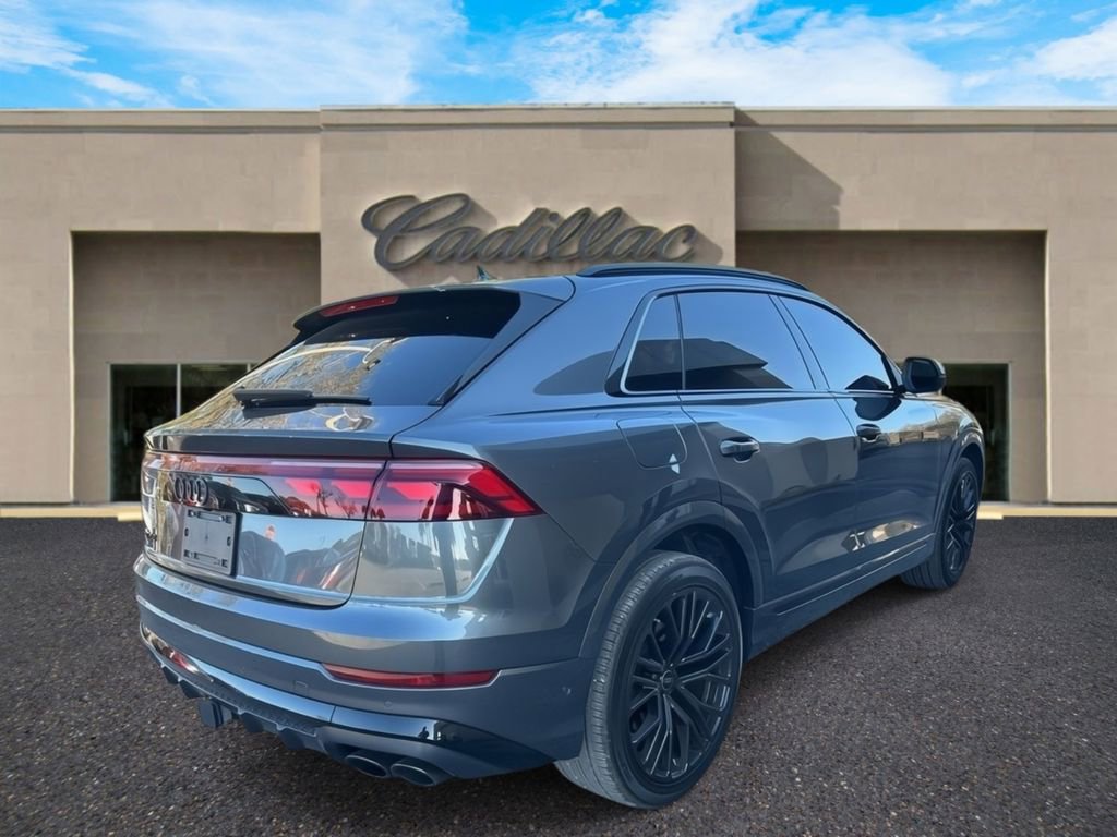 Used 2025 Audi SQ8 Prestige image 3