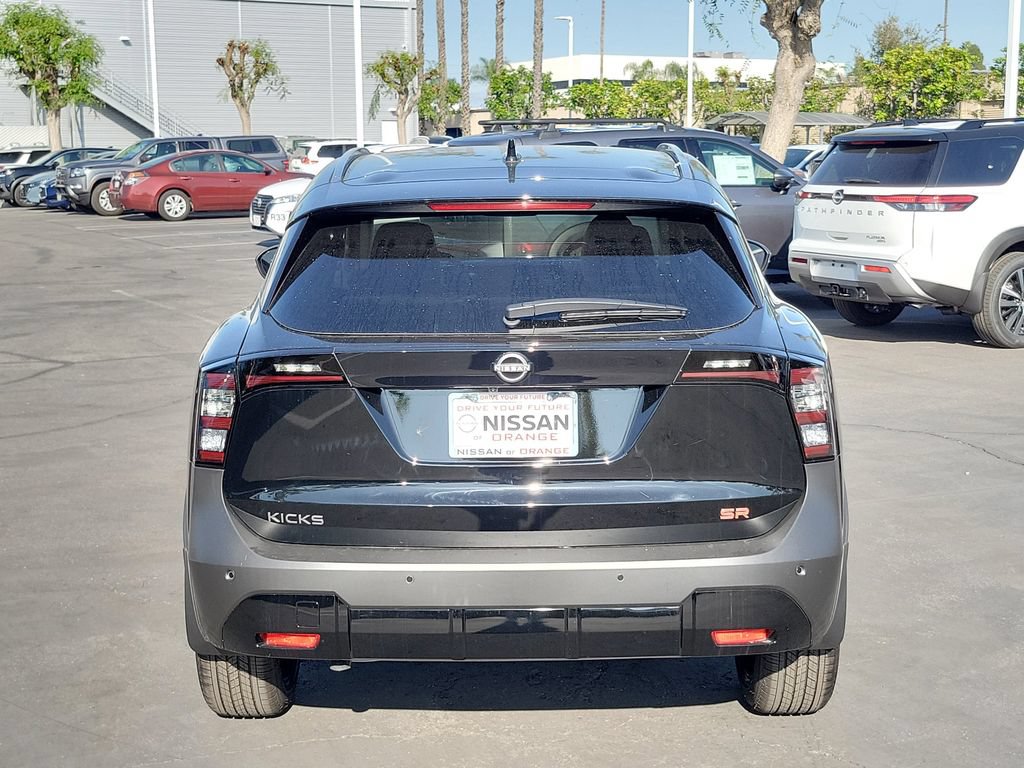 New 2026 Nissan Kicks SR FWD image 3