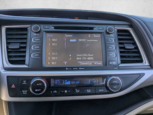 Used 2016 Toyota Highlander XLE image 15