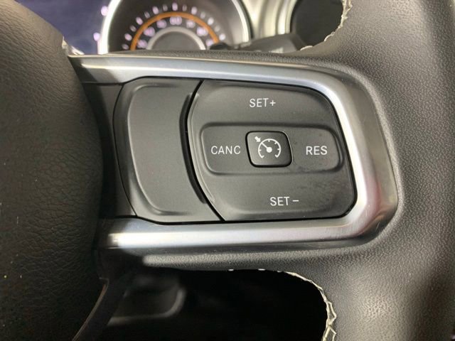 Used 2023 Jeep Wrangler Sahara image 19