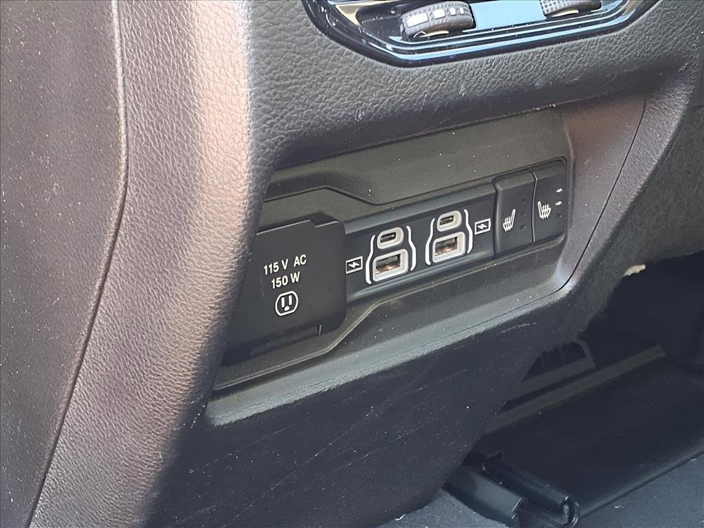 Used 2022 Jeep Grand Cherokee Limited image 22