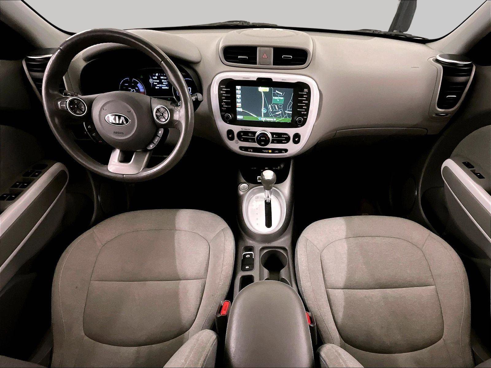 Used 2016 Kia Soul EV FWD image 15