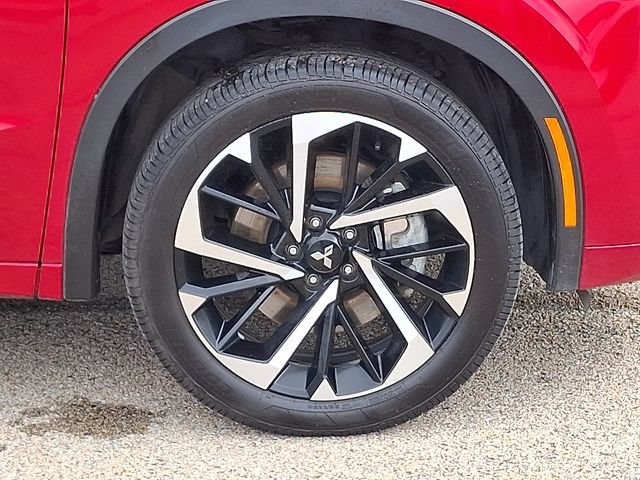 Used 2024 Mitsubishi Outlander SEL AWD/4WD image 8