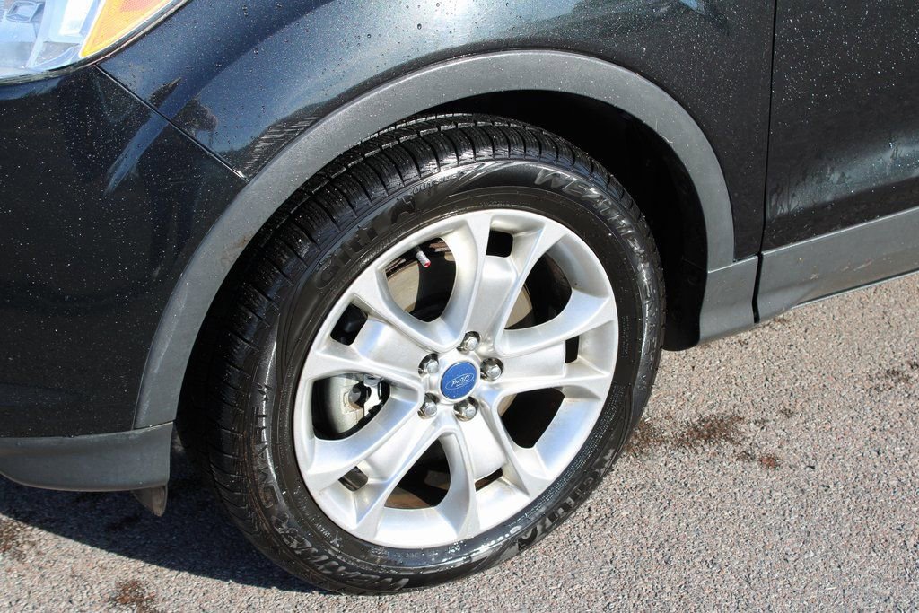 Used 2013 Ford Escape SEL image 12