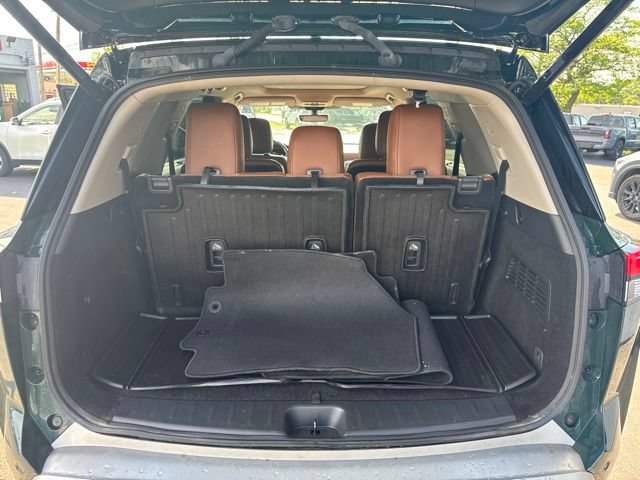 Used 2023 Nissan Pathfinder Platinum AWD/4WD image 21