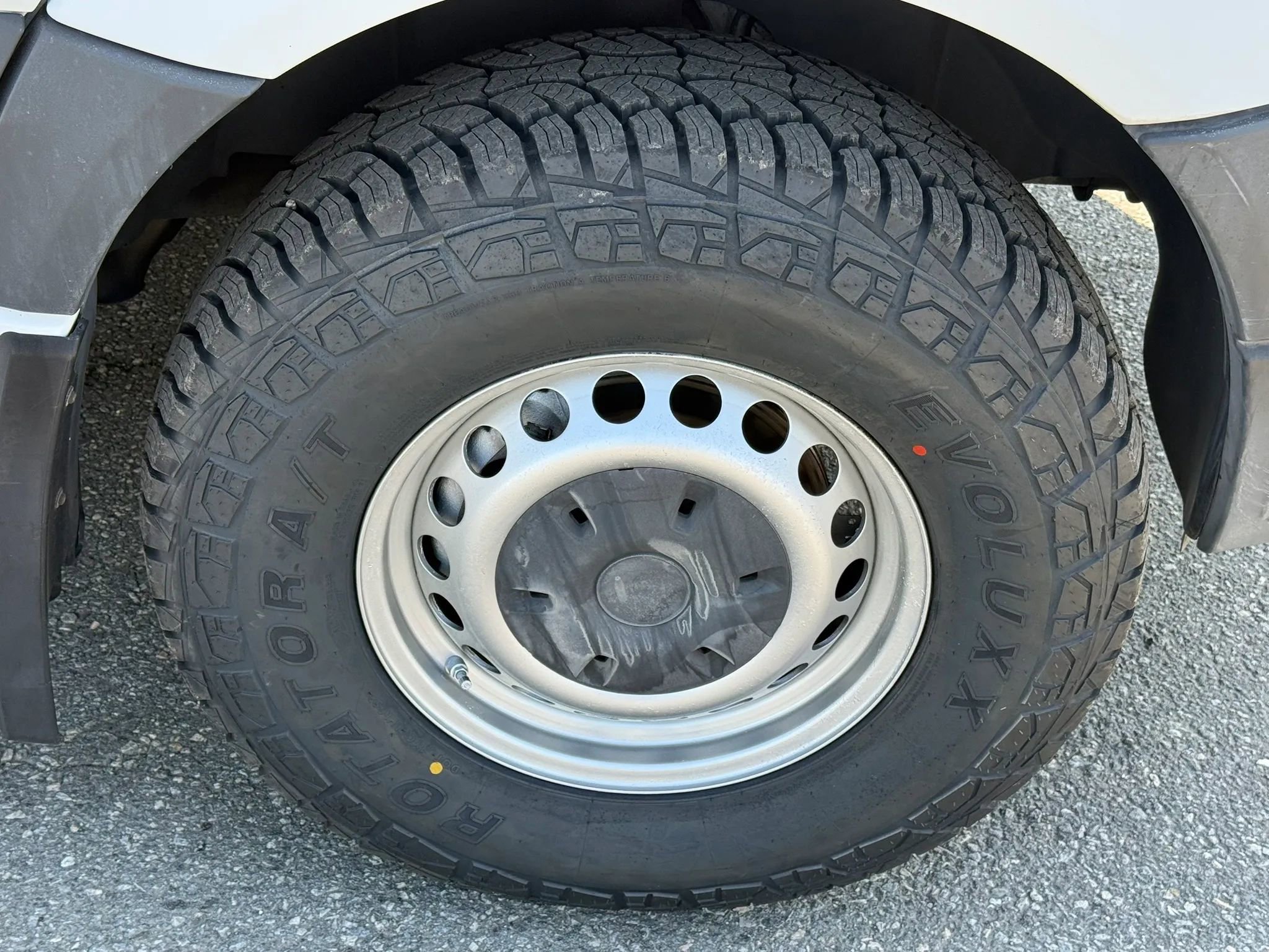 Used 2007 Dodge Sprinter 2500 image 19