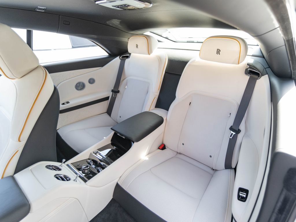 Used 2025 Rolls-Royce Spectre w/ Spectre Launch Package AWD/4WD image 8