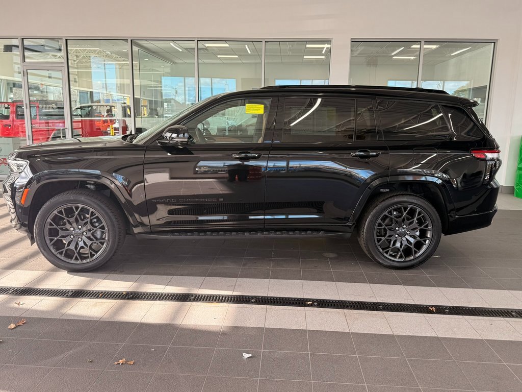 Certified 2024 Jeep Grand Cherokee L Summit image 11