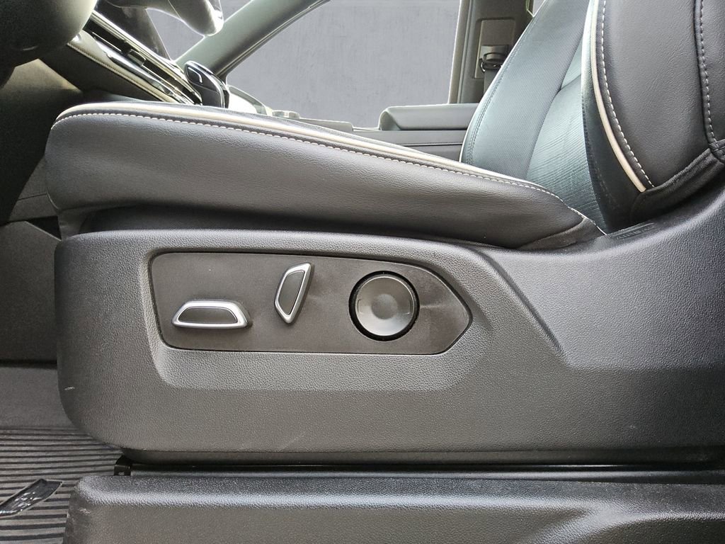 Used 2023 Cadillac Escalade ESV Sport w/ Touring Package image 16