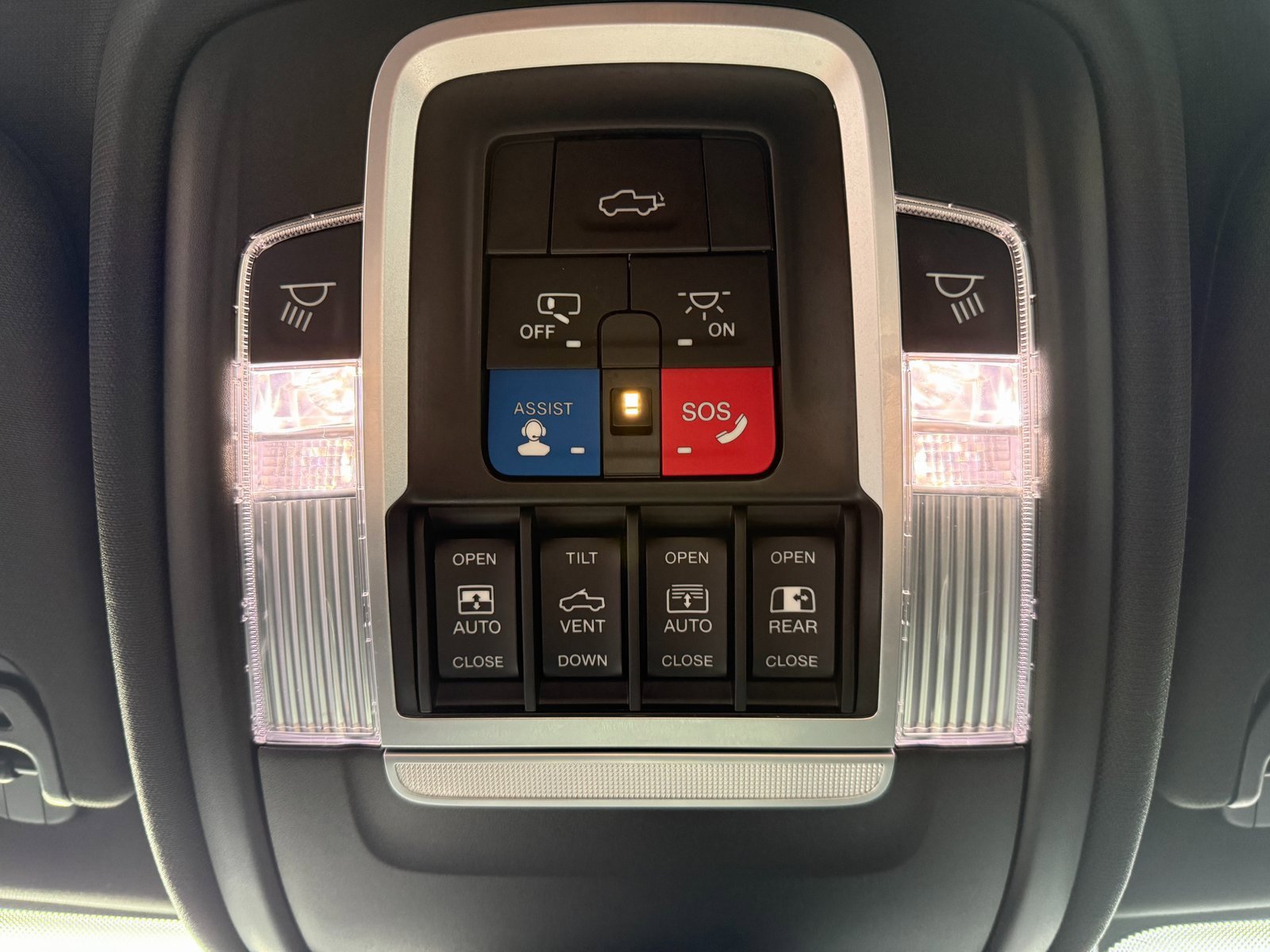 Used 2020 RAM 1500 Limited w/ Advanced Safety Group image 14