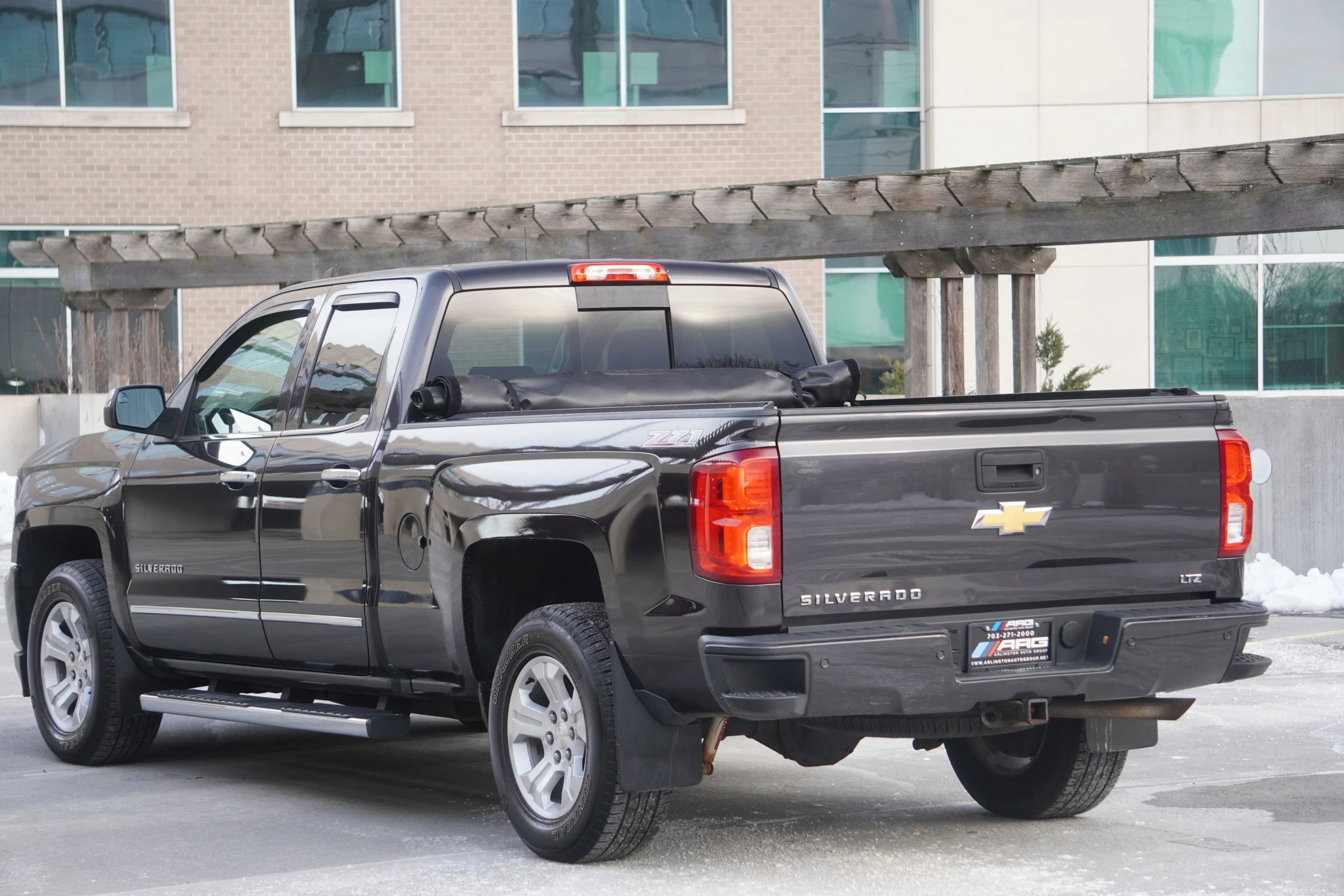 Used 2016 Chevrolet Silverado 1500 LTZ Z71 w/ LTZ Plus Package image 21