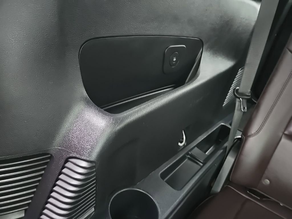 Used 2025 Ford Explorer Platinum w/ LUX Leather Package AWD/4WD image 88