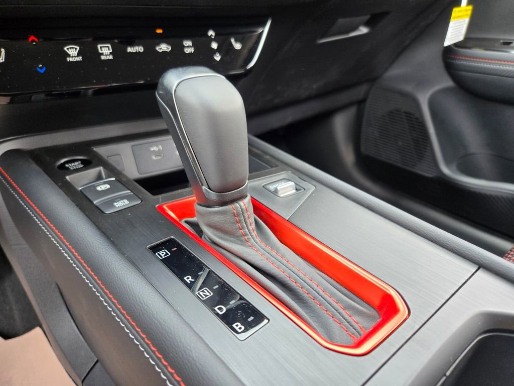 New 2026 Nissan Kicks SR w/ Cold Weather Package FWD image 8