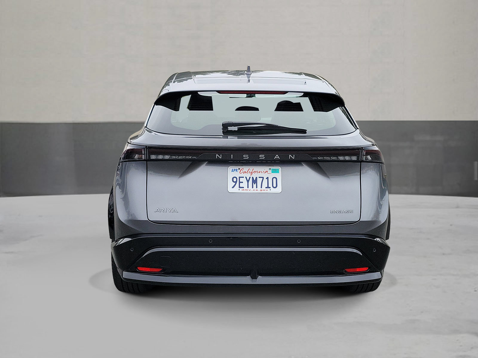 Used 2023 Nissan Ariya FWD image 4