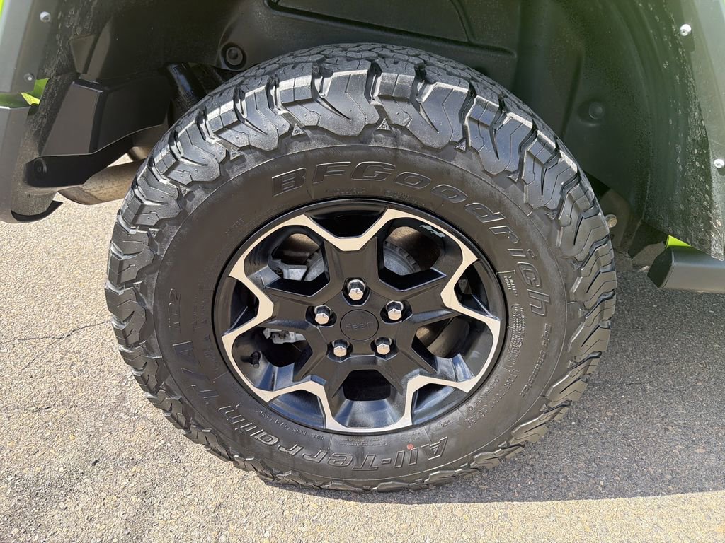 Used 2021 Jeep Wrangler Unlimited Rubicon 4xe w/ Steel Bumper Group AWD/4WD image 33