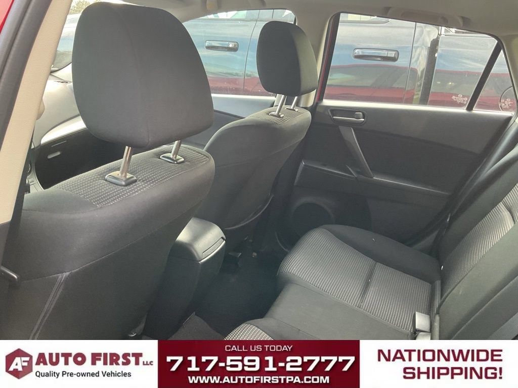 Used 2013 MAZDA MAZDA3 i Touring FWD image 10