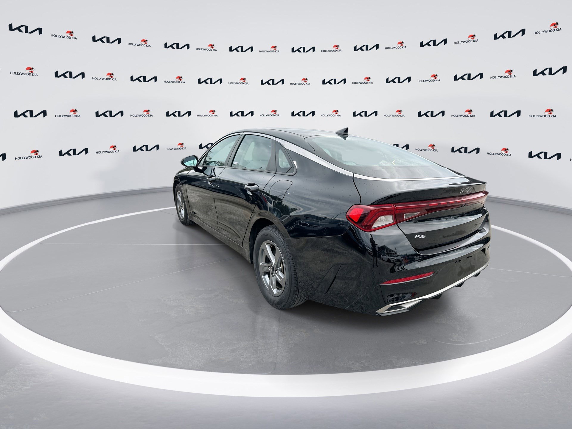 Used 2022 Kia K5 LXS FWD image 6