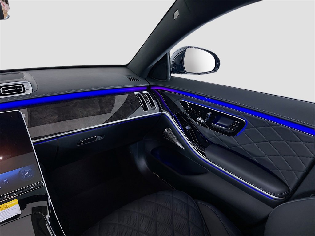 New 2025 Mercedes-Benz S 580e 4MATIC Sedan image 26