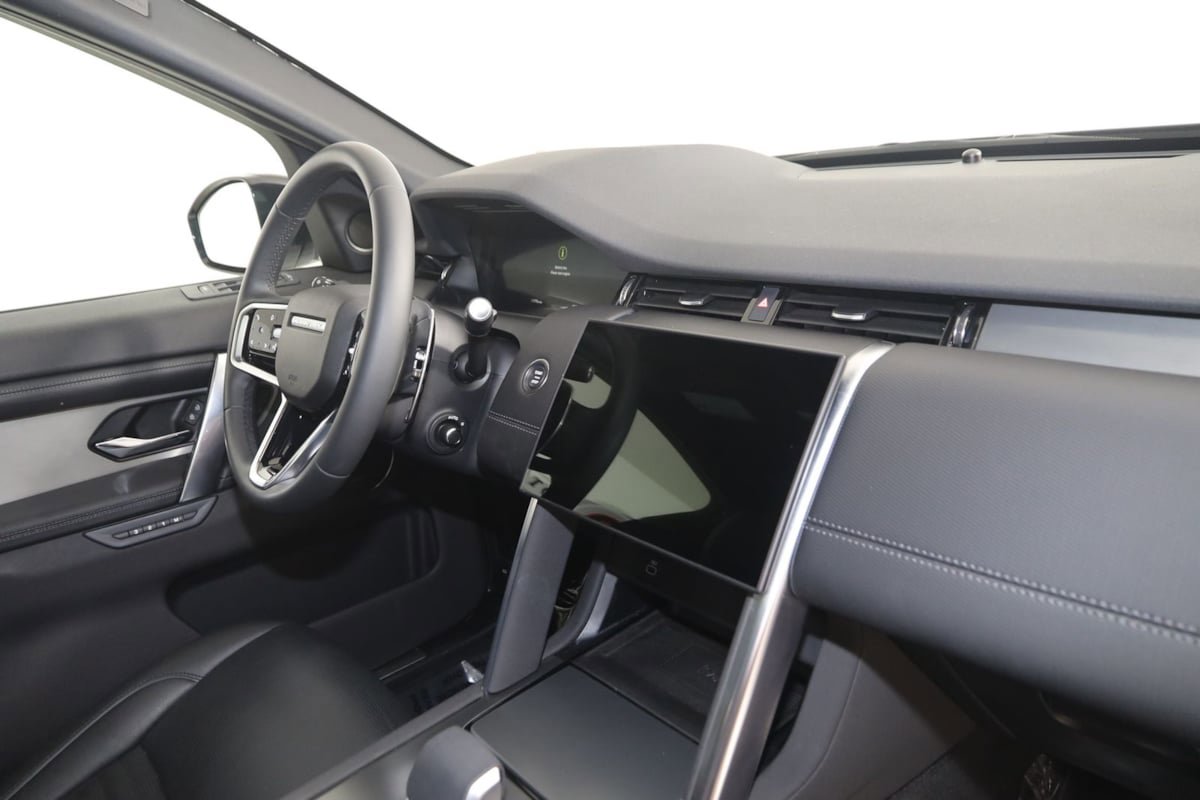 Used 2024 Land Rover Discovery Sport Dynamic SE AWD/4WD image 45