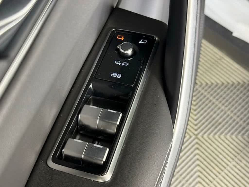 New 2026 Jaguar F-PACE R-Dynamic S AWD/4WD image 25