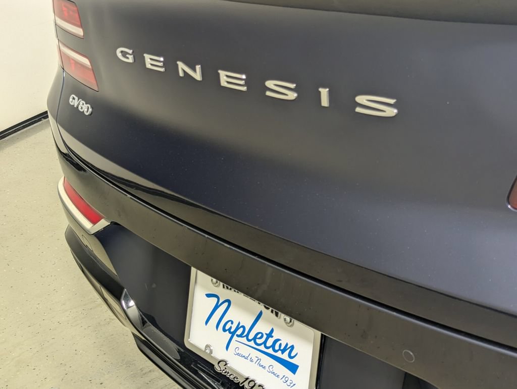 Used 2022 Genesis GV80 2.5T w/ Prestige Package 04 AWD/4WD image 8