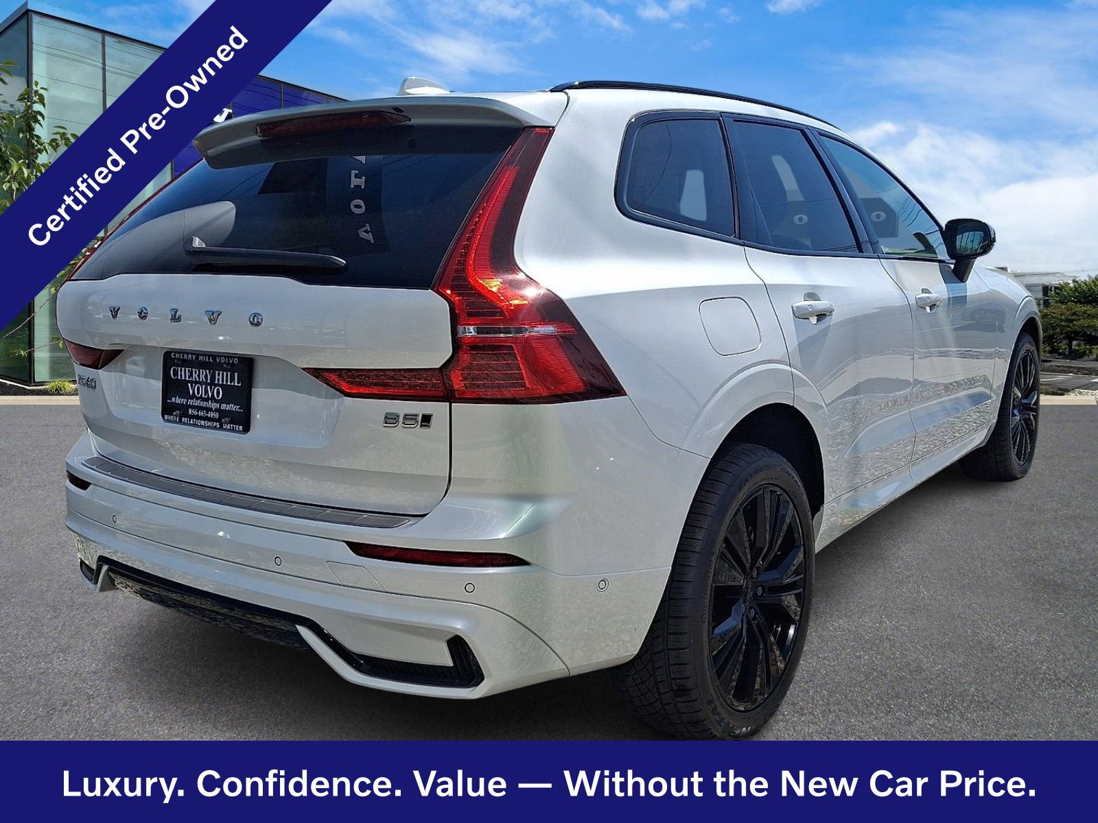 Certified 2024 Volvo XC60 B5 Plus w/ Protection Package Premier image 7