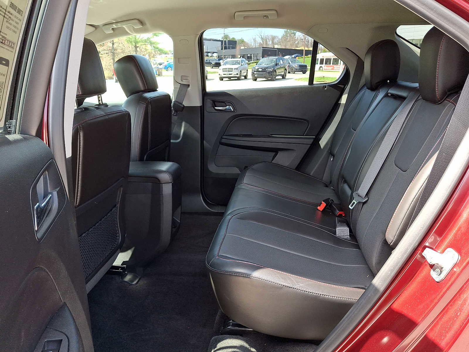 Used 2016 Chevrolet Equinox LTZ w/ Enhanced Convenience Package image 22