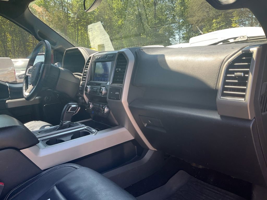 Used 2019 Ford F150 Lariat w/ Equipment Group 502A Luxury AWD/4WD image 11