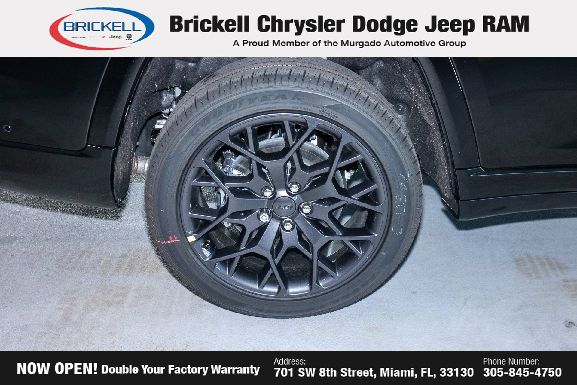 New 2026 Jeep Grand Cherokee L Summit w/ Obsidian Package AWD/4WD image 38